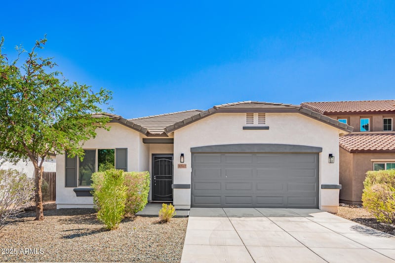 1747 Straight Arrow Ln, Phoenix, AZ 85085