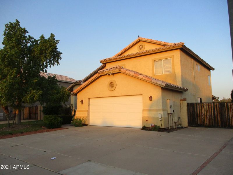 17471 N 83rd Dr, Peoria, AZ 85382