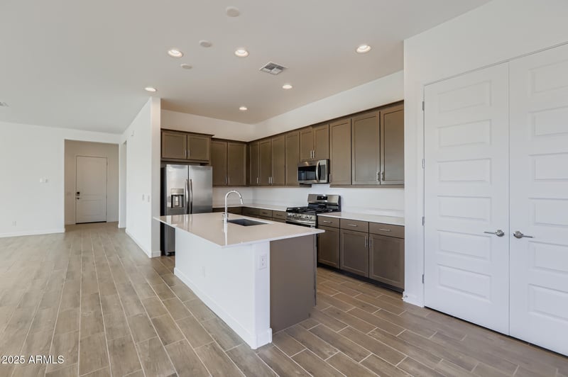 17472 Victory St, Goodyear, AZ 85338