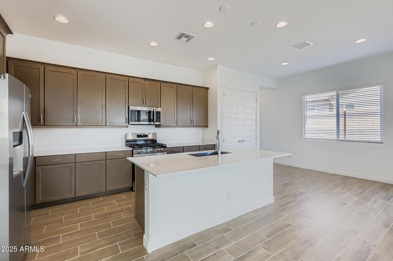 17472 Victory St, Goodyear, AZ 85338