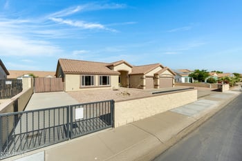 1748 Park St, Phoenix, AZ 85042