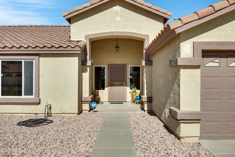 1748 Park St, Phoenix, AZ 85042