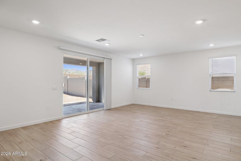 17482 W Illini St, Goodyear, AZ 85338