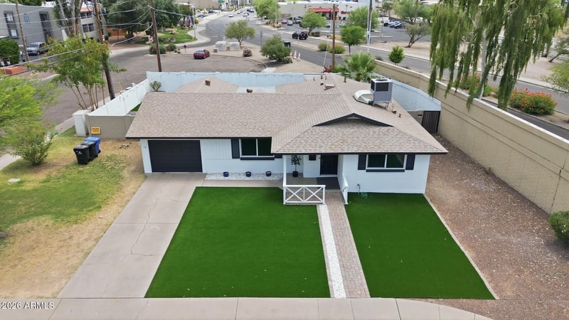 1749 E Medlock Dr, Phoenix, AZ 85016