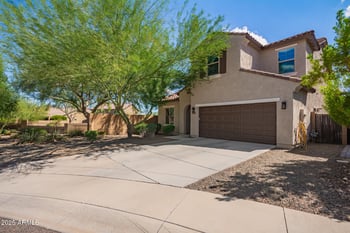 1749 Fetlock Trl, Phoenix, AZ 85085