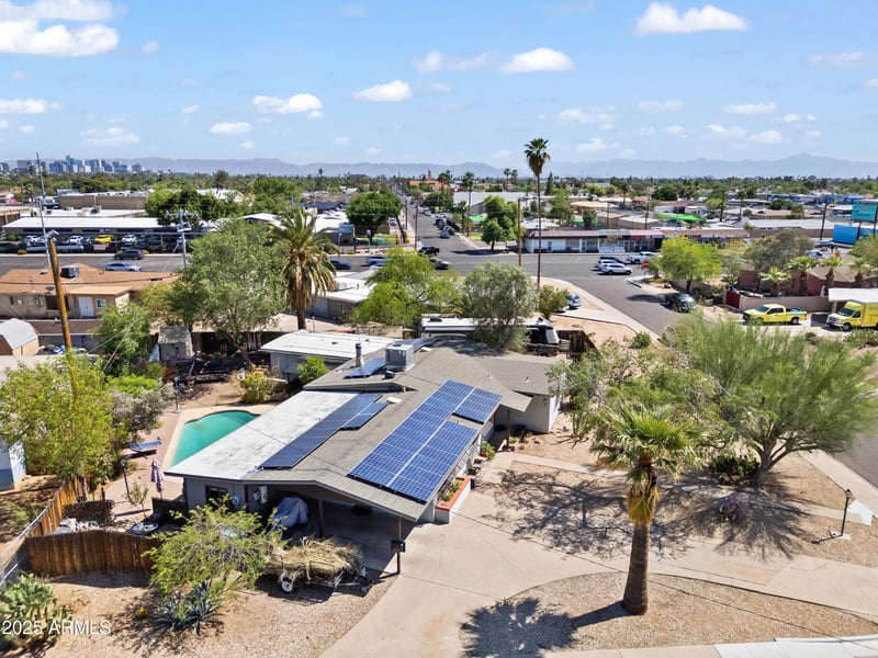 1749 Monterosa St, Phoenix, AZ 85015