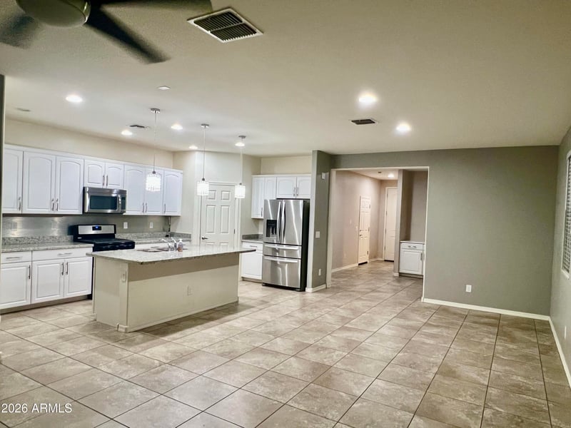 17492 Polaris Dr, Goodyear, AZ 85338