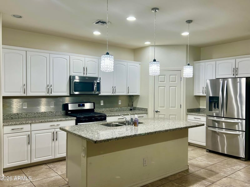 17492 Polaris Dr, Goodyear, AZ 85338