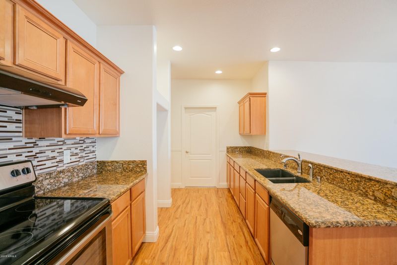17495 W Elaine Dr, Goodyear, AZ 85338