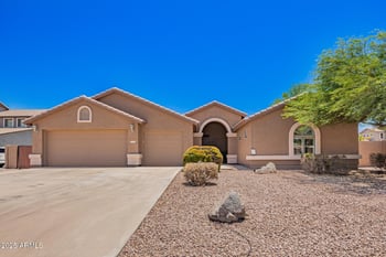 175 Paso Fino Way, San Tan Valley, AZ 85143