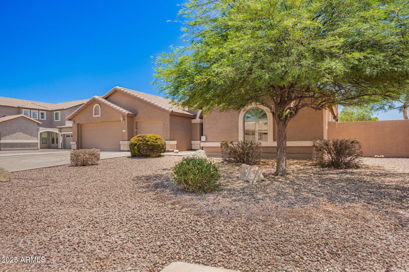 175 Paso Fino Way, San Tan Valley, AZ 85143