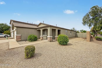 1750 E Renegade Trl, San Tan Valley, AZ 85143