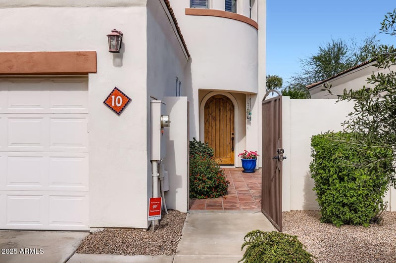 1750 Ocotillo Rd #10, Phoenix, AZ 85016