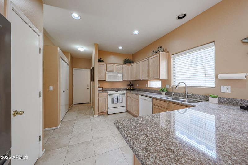1750 Union Hills Dr #8, Phoenix, AZ 85027