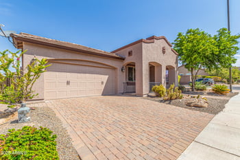 17504 Redwood Ln, Goodyear, AZ 85338