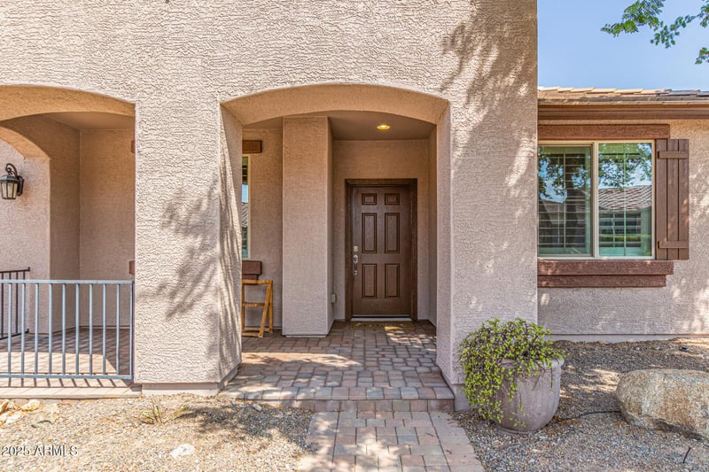 17504 Redwood Ln, Goodyear, AZ 85338