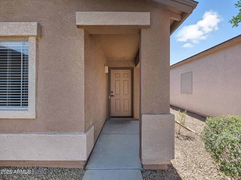 1751 Cowboy Cove Trl, San Tan Valley, AZ 85143
