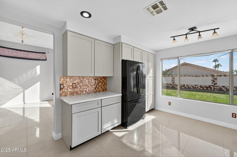 17511 Kimberly Way, Surprise, AZ 85374
