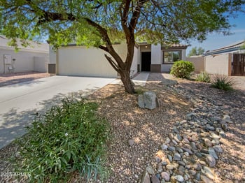 17517 Ventura St, Surprise, AZ 85388