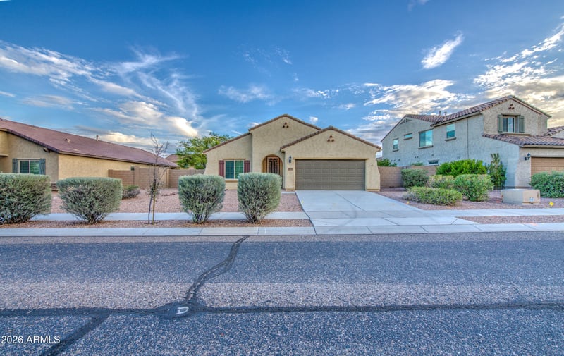 17517 W Pinnacle Vista Dr, Surprise, AZ 85387