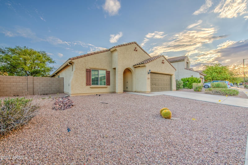 17517 W Pinnacle Vista Dr, Surprise, AZ 85387