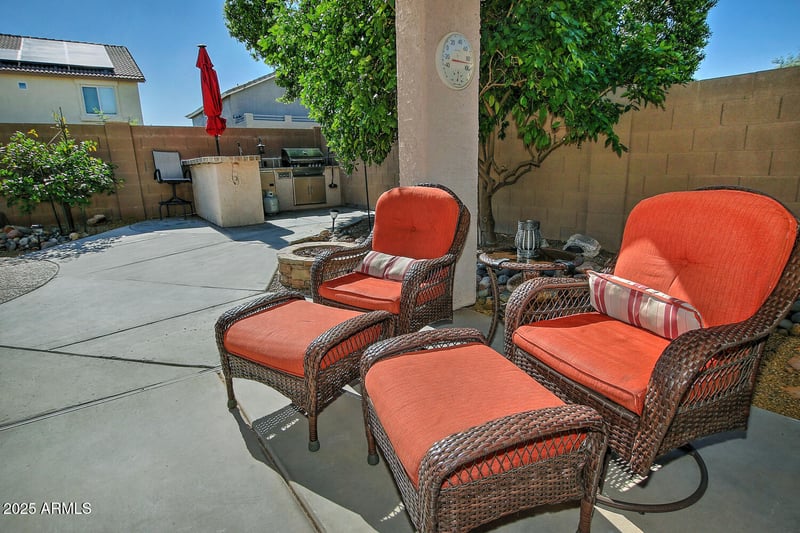 17519 Caribbean Ln, Surprise, AZ 85388