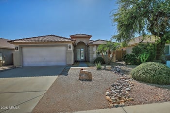 17519 Caribbean Ln, Surprise, AZ 85388