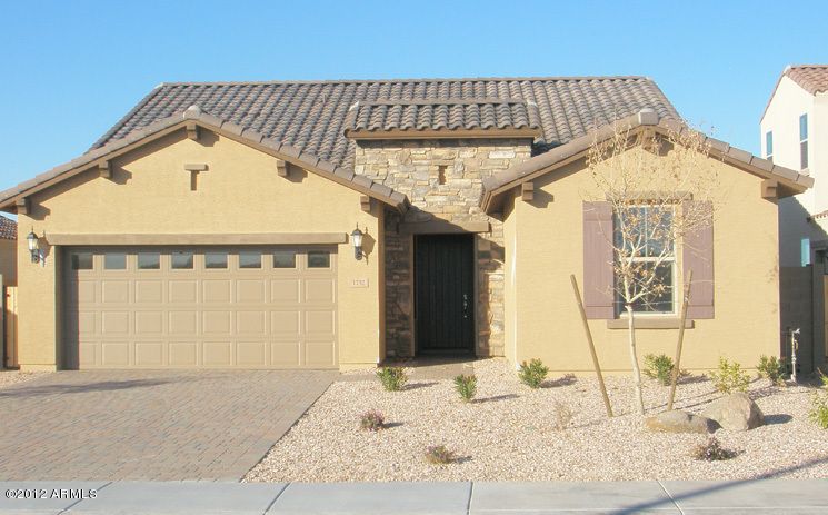 1752 E Dubois Ave, Gilbert, AZ 85298