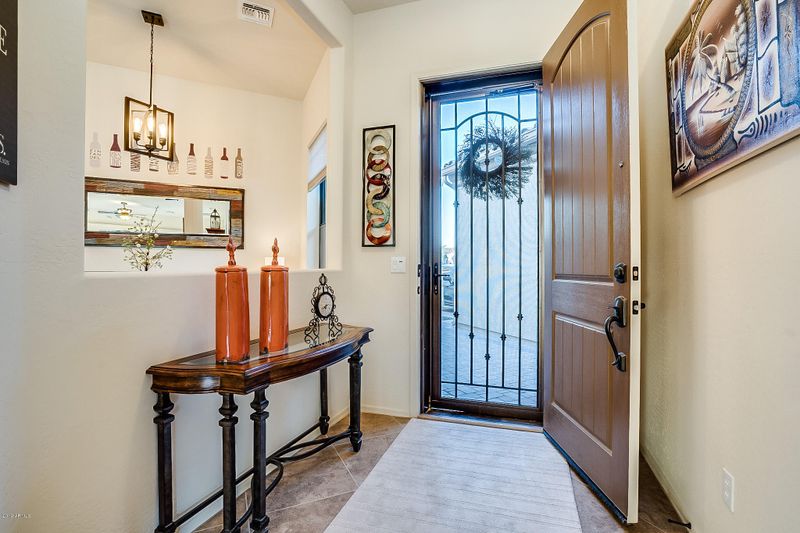 1752 N Makalu Cir, Mesa, AZ 85207