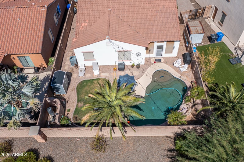 17525 Port Royale Ln, Surprise, AZ 85388