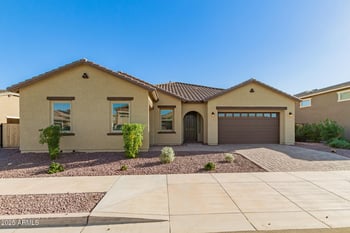 17527 Lincoln St, Goodyear, AZ 85338