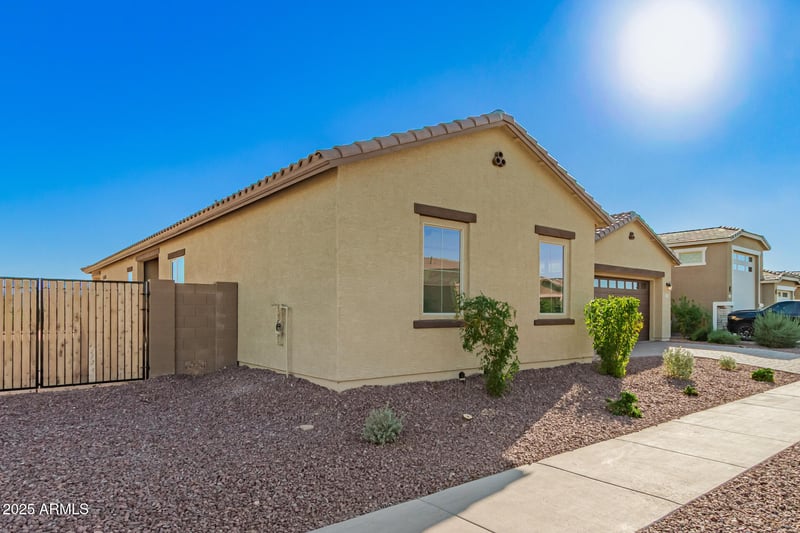17527 Lincoln St, Goodyear, AZ 85338
