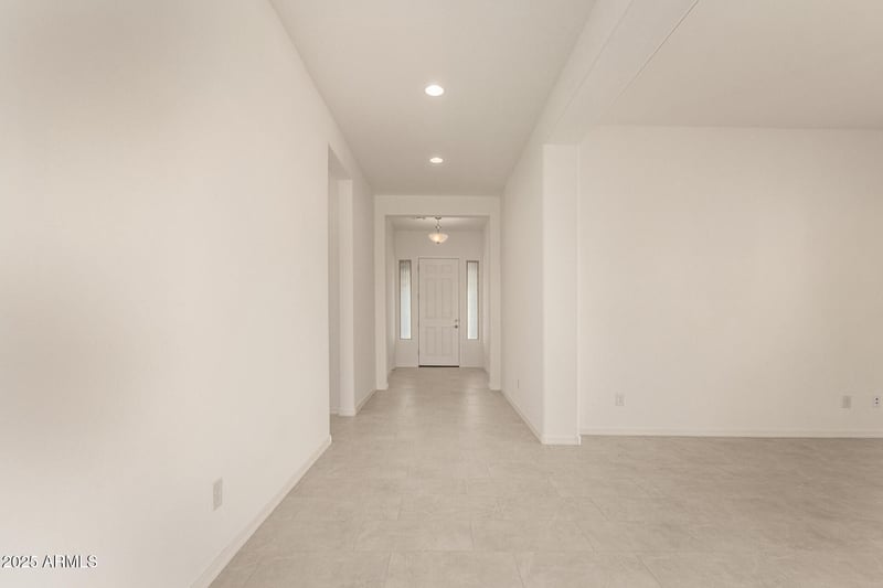 17527 Lincoln St, Goodyear, AZ 85338