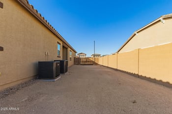 17527 Lincoln St, Goodyear, AZ 85338