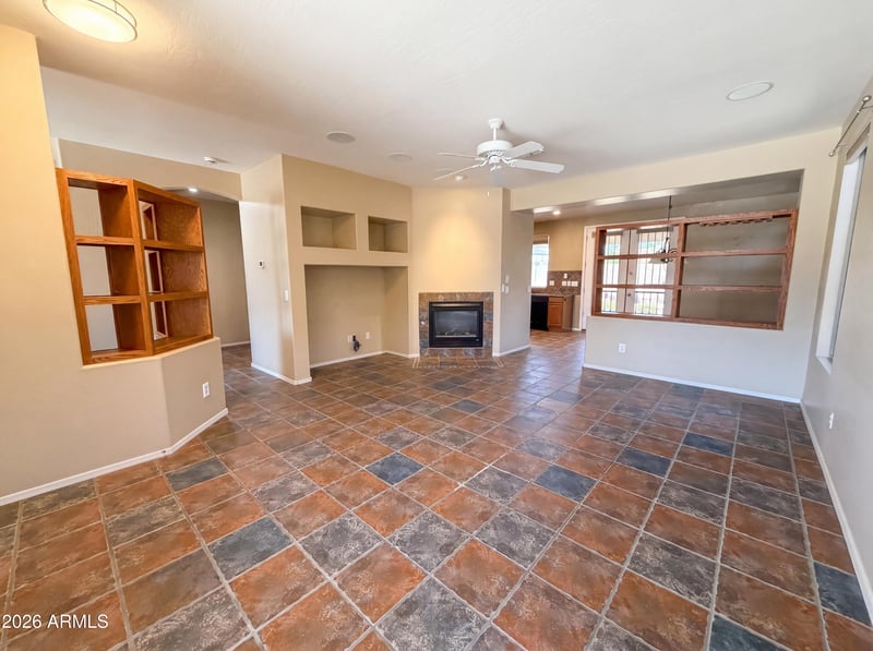 17530 Cardinal Dr, Goodyear, AZ 85338