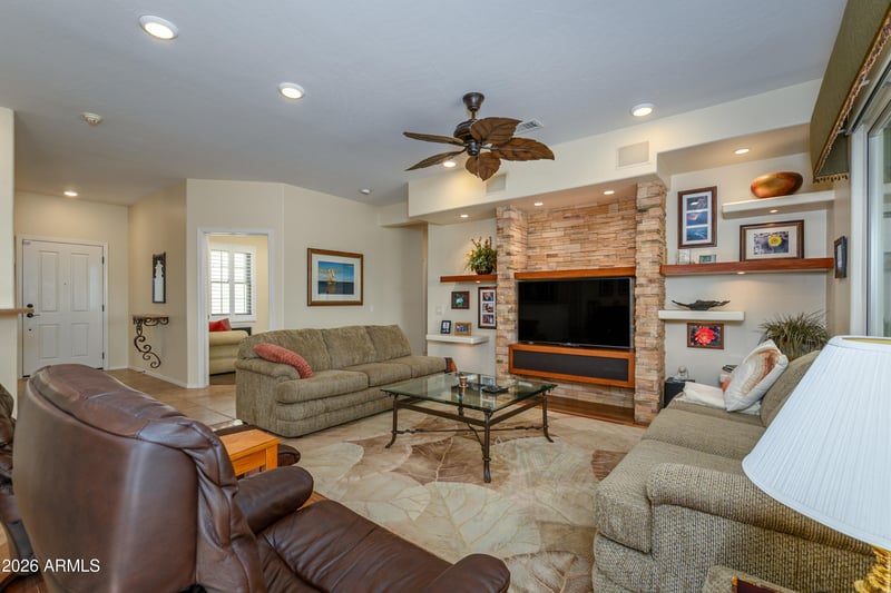 17531 W Calistoga Dr, Surprise, AZ 85387