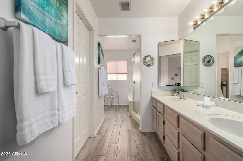 17533 Pima Trl, Surprise, AZ 85374