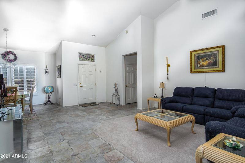 17536 N Amberwood Dr, Surprise, AZ 85374