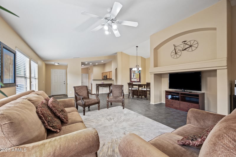 17539 Ocotillo Ave, Goodyear, AZ 85338