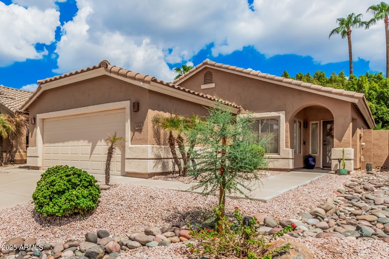 1754 Hiddenview Dr, Phoenix, AZ 85045