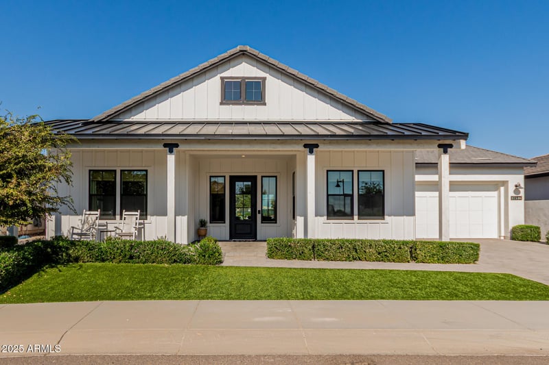 17546 Montpelier St, Surprise, AZ 85388