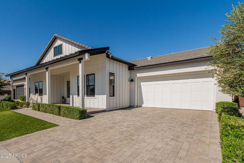 17546 Montpelier St, Surprise, AZ 85388