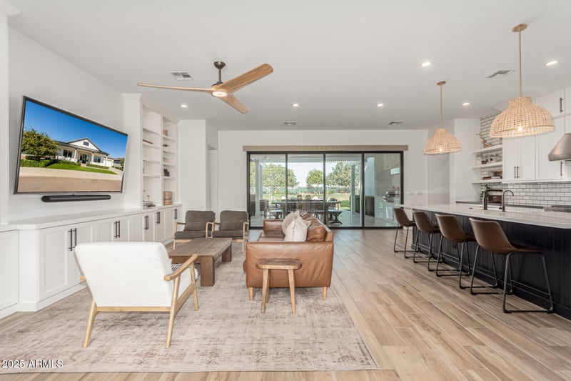 17546 Montpelier St, Surprise, AZ 85388
