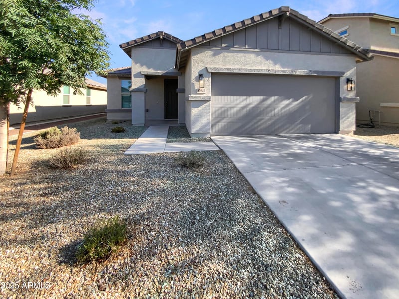17547 Monte Lindo Ln, Surprise, AZ 85387