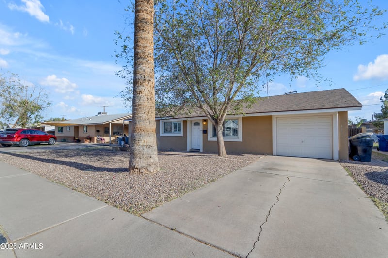 1755 Auburn St, Mesa, AZ 85201