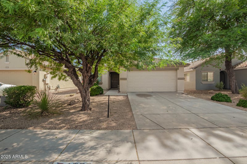 1755 Desert Canyon Dr, San Tan Valley, AZ 85144