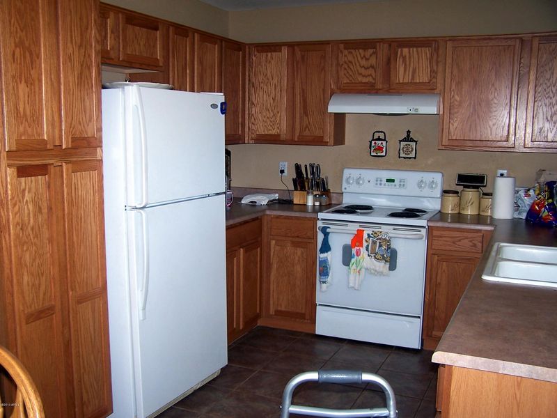 17557 W Calavar Rd, Surprise, AZ 85388