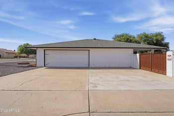 1756 N Summer Cir, Mesa, AZ 85203