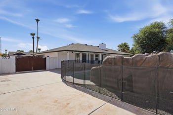 1756 N Summer Cir, Mesa, AZ 85203