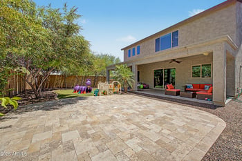 1756 Fetlock Trl, Phoenix, AZ 85085